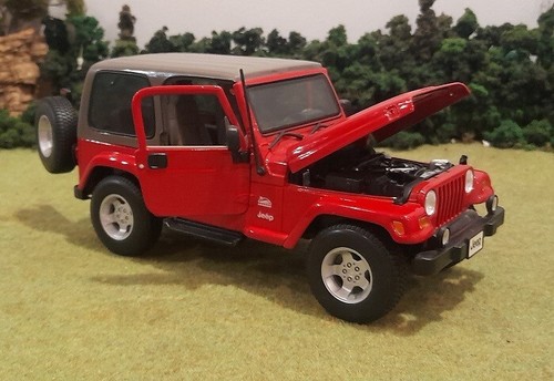 * 1/18 Scale * Burago Gold * Jeep Sahara Wrangler * Red * BOXED * - Picture 13 of 18
