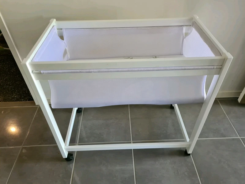 tasman rascali bassinet