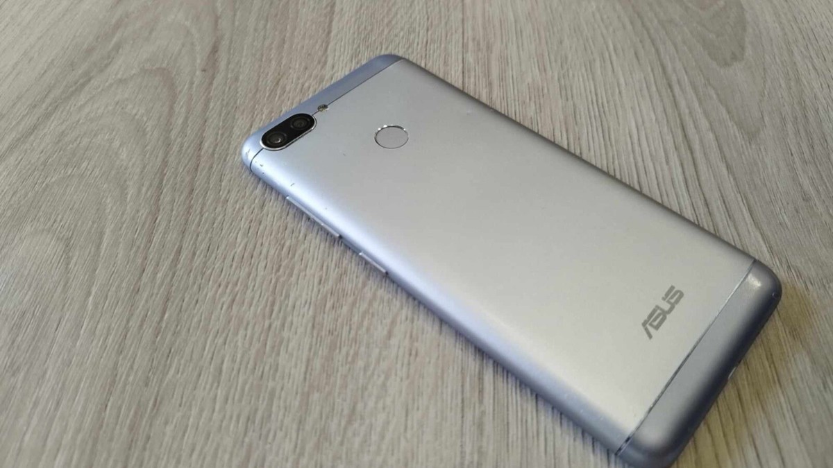 ASUS Phone, Zenfone Max Plus M1, 50GB, Silver (Unlocked