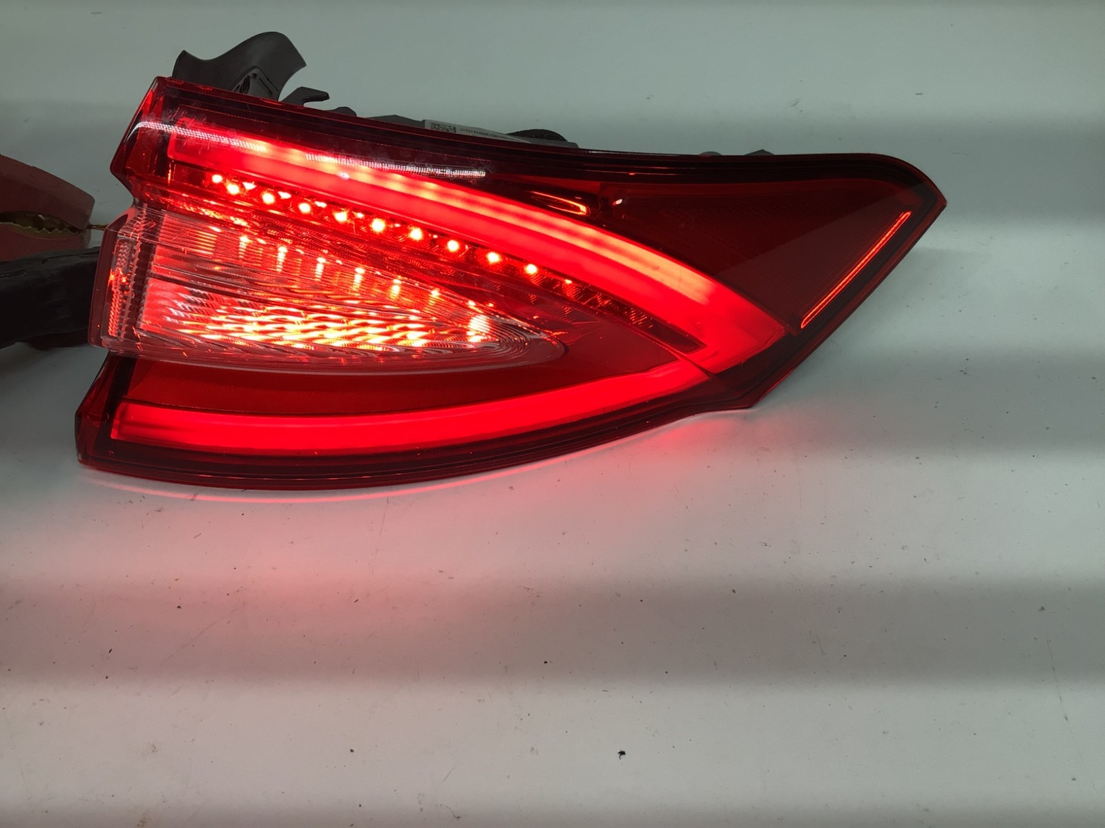 Maserati Levante 2017-2020 Right Tail light P/N 20670204