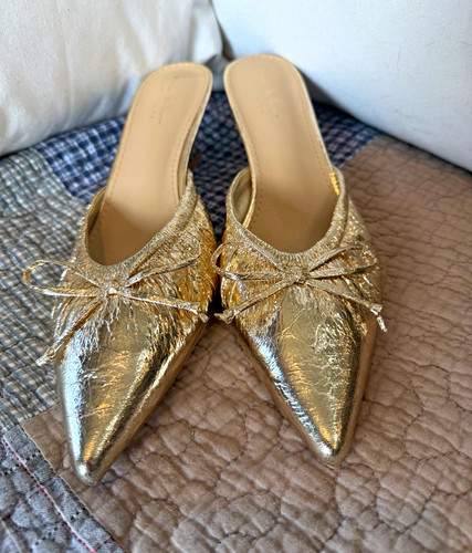 Nicole Miller New York Women’s Gold Leather Pointed Toe Bow Mule Heel 10 M