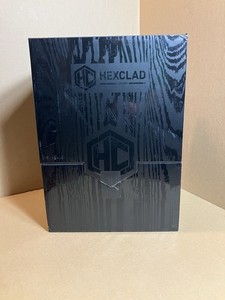 HexClad Damascus Steel 7-Piece Knife Set with Magnetic Walnut Knife Block