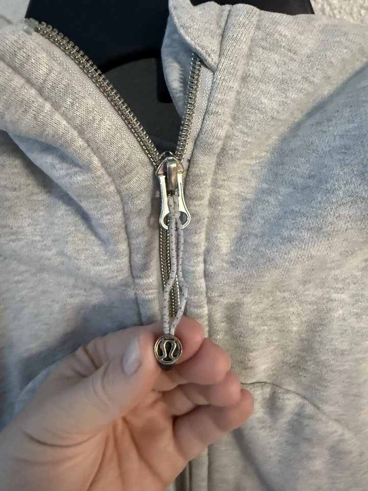 Lululemon Scuba Gray Zip-Up Hoodie 8 - Image 4 of 4