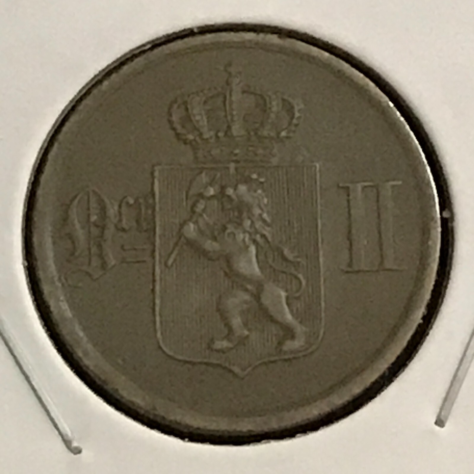 Foto 1 di 2