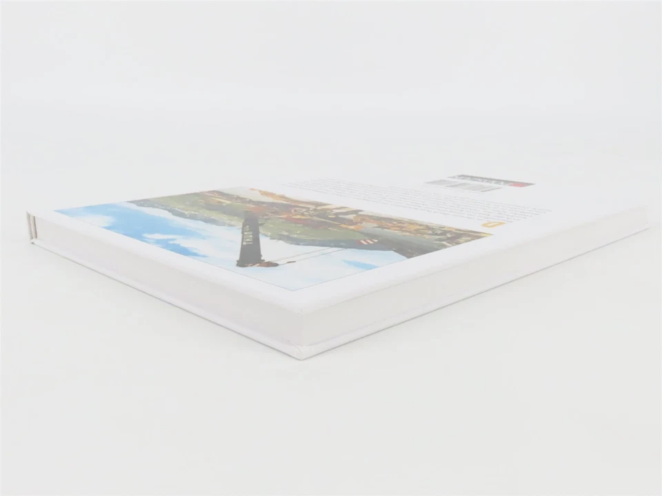 Liebherr by Konstantin Hellstern & Oliver Thum ©2014 HC Book - Image 4 of 4