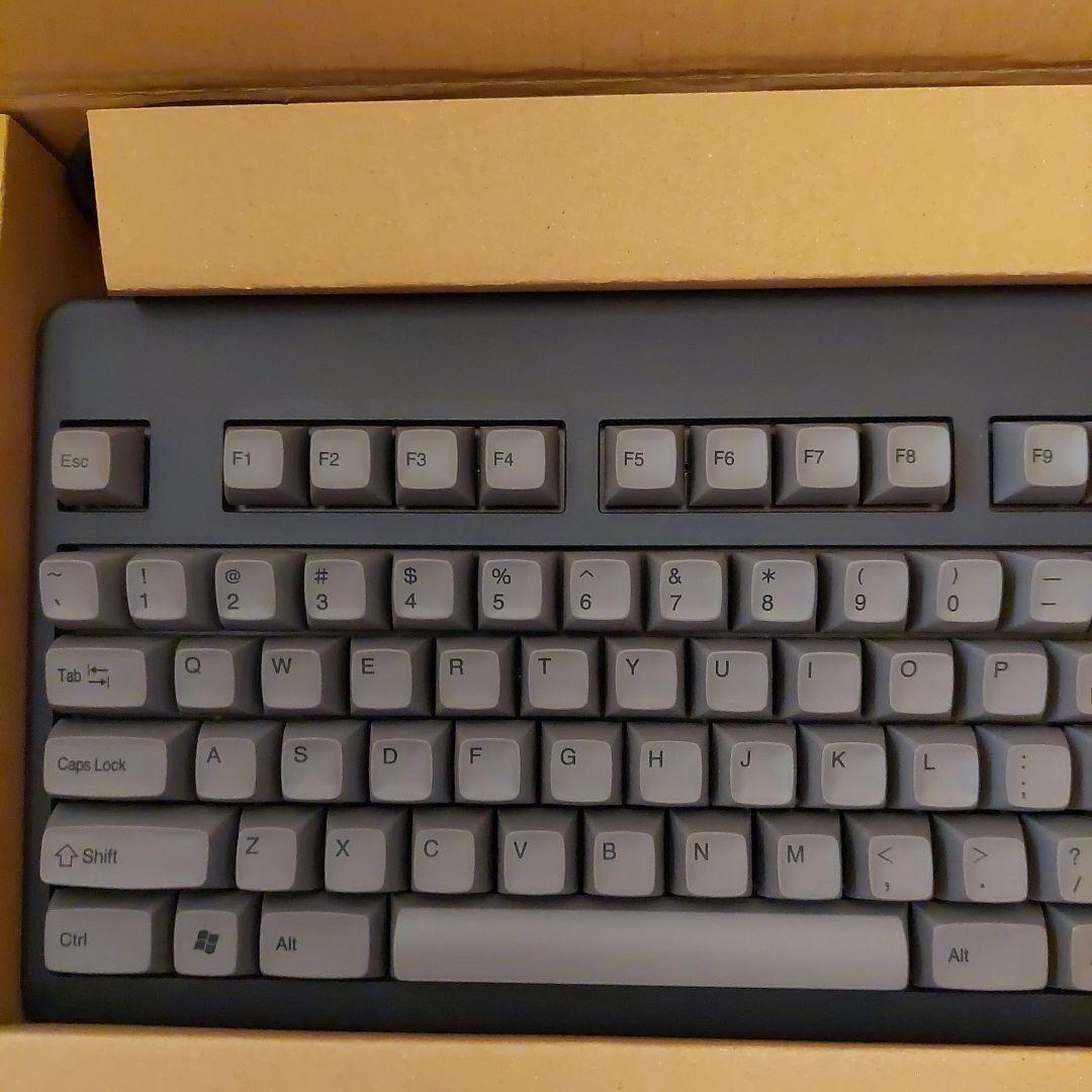 Topre REALFORCE 104UG-HiPro YK2100 Keyboard English US Topre REALFORCE 104UG-HiPro YK2100 Keyboard English US