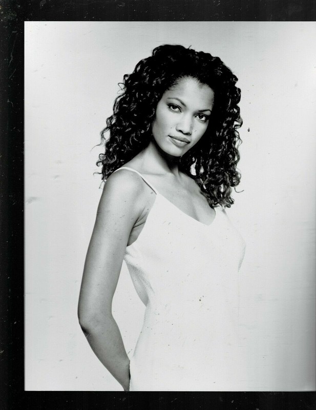 SUPER RARE!! VINTAGE ORIGINAL 8X10 Garcelle Beauvais PUBLICITY PHOTO!!