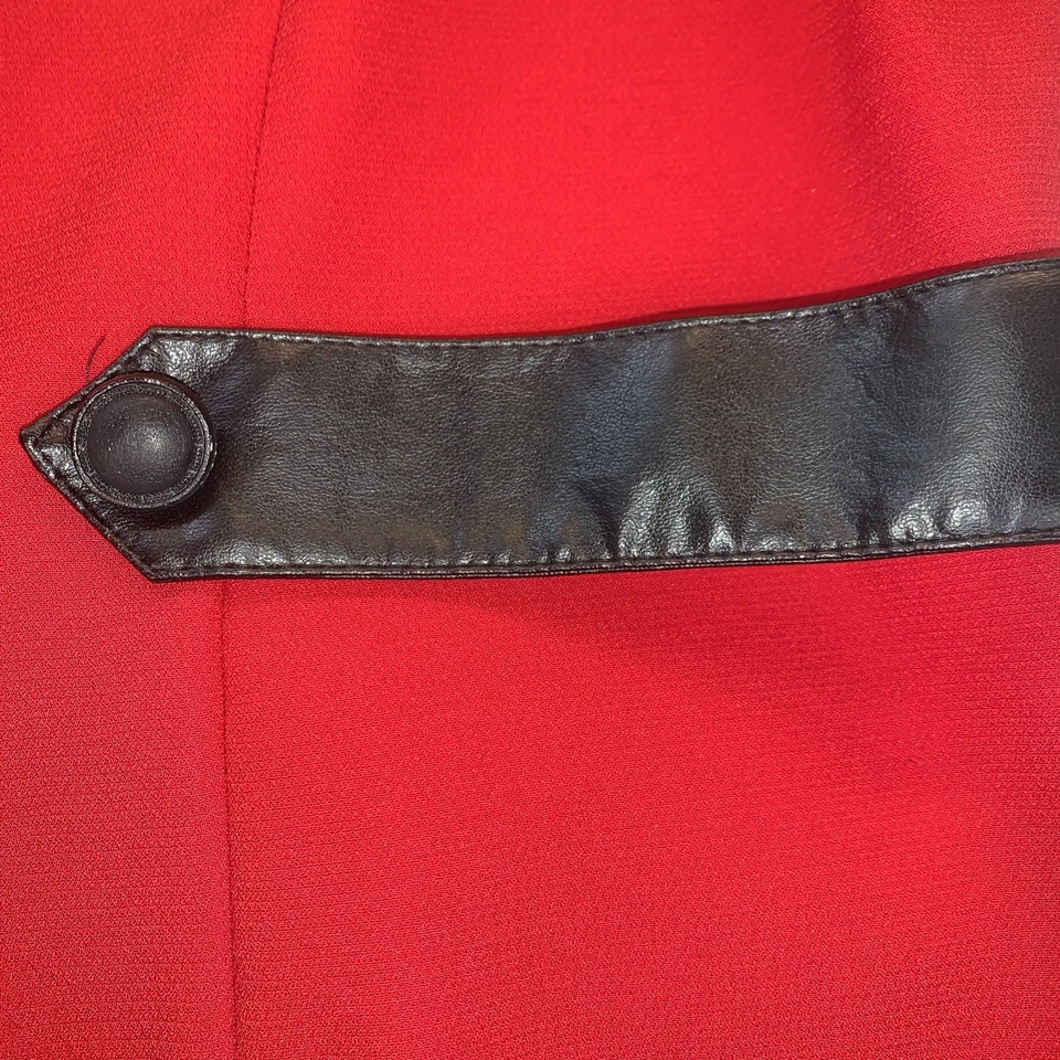 Sag Harbor Pantalón Traje Mujer’s 14 Rojo Chaqueta Con Cuello Imitación Cuero Pantalones Negros Foto 4 de 4