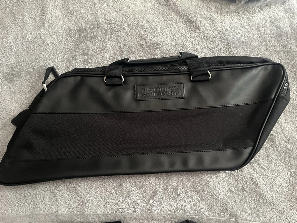 Combo bolsa de turismo Harley-Davidson. Foto 4 de 4
