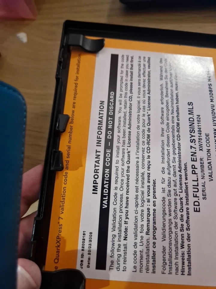 QUARK XPRESS 7.0 PASSPORT • Disc And Product Key - Image 3 of 3