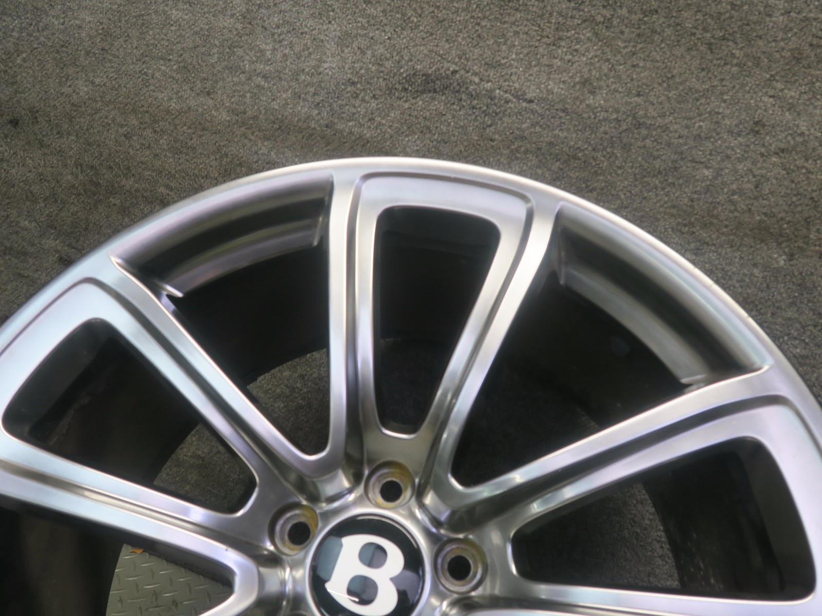 Bentley Continental 2009-2011 Wheel