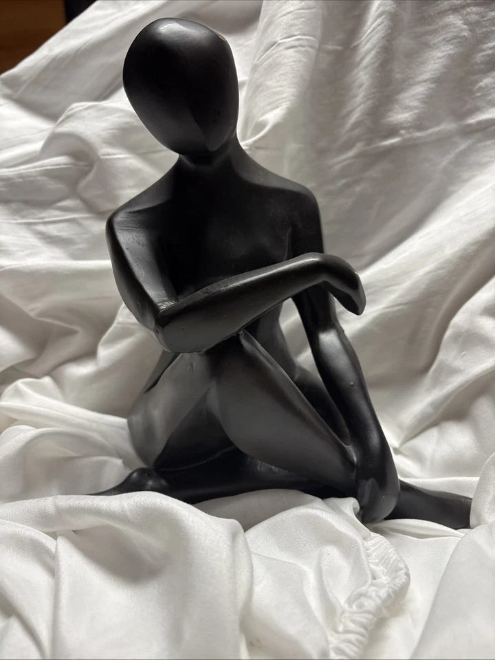 现代抽象雕像冥想沉思雕像姿势黑色雕塑 10 — 第 3/4 张图片