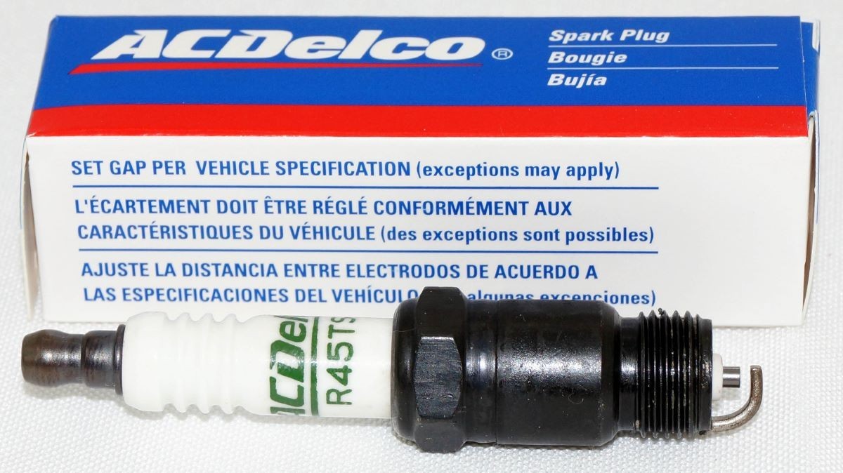 Set of 8 Genuine OEM ACDelco R45TS Conventional Spark Plug GM