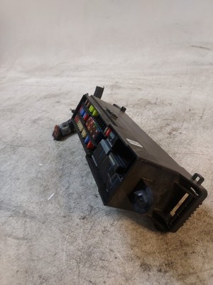 2013-2018 Ford C-Max 2.0L L4 16V HYBRID Engine Compartment Fuse Junction Box OEM