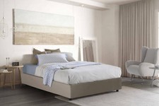 Letto matrimoniale Dferro, con contenitore in ecopelle, per materasso Cm 140x200