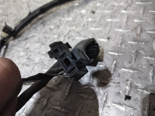 Arnés de faros delanteros dañado para Suzuki GSXR 1000 2003 2004 OEM - Imagen 7 de 8