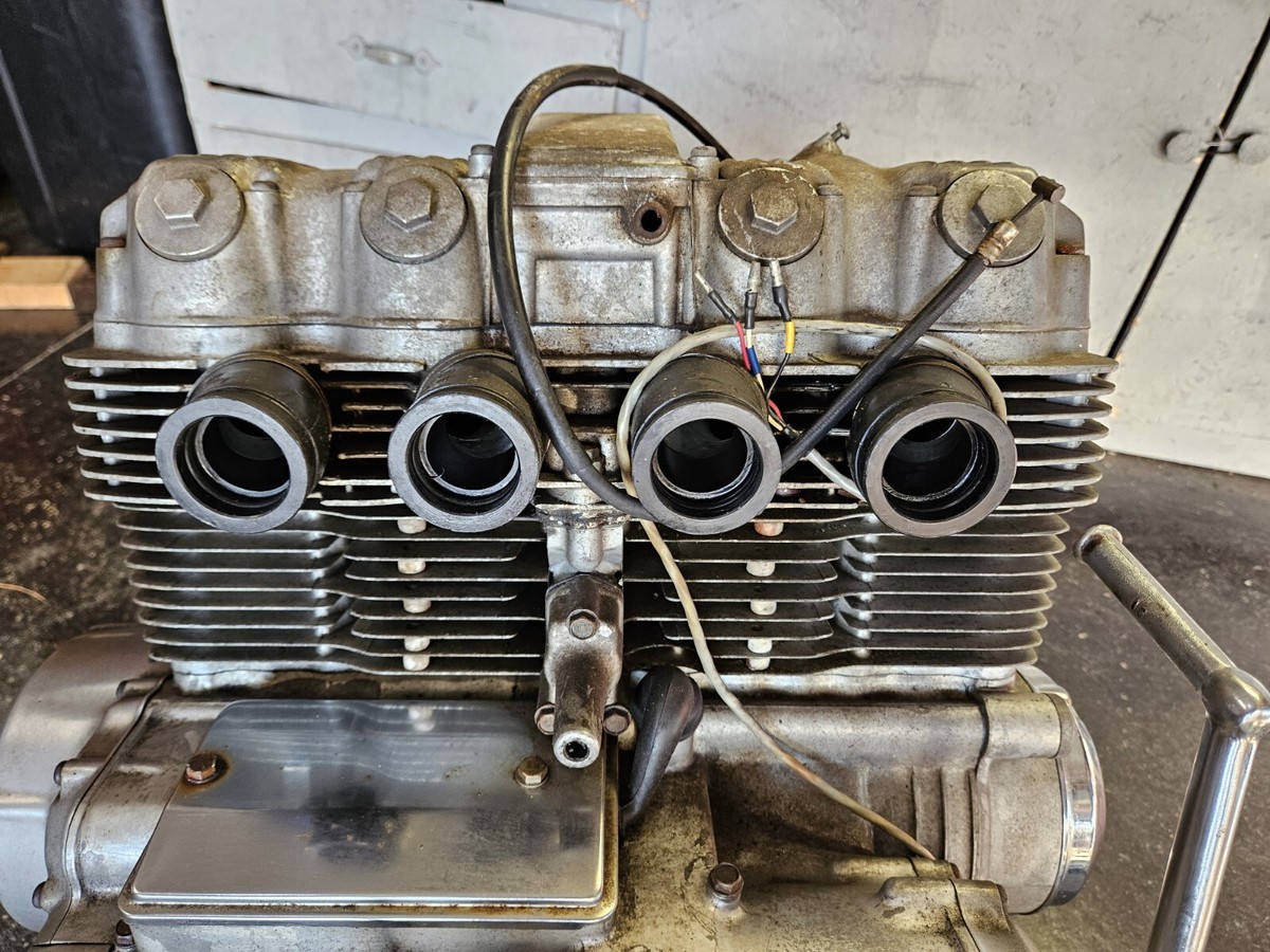 オートバイ・バイク HONDA 750 FOUR CYLINDER ENGINE 1/3 オートバイ・バイク HONDA 750 FOUR CYLINDER ENGINE 1/3 HONDA