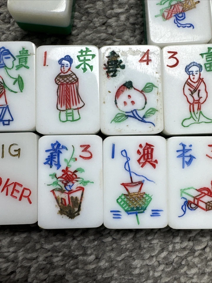 21 Vintage Mah Jong Replacement Tiles Hand-Painted Details and Catalin Design - Image 3 of 4