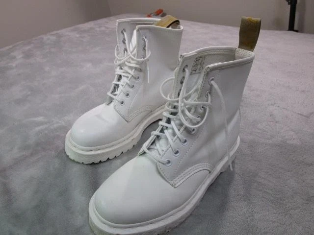 NWT Dr. Martens Airwair Premium Heritage Collection Mens‎ 14 White Quilon Boots NWT Dr. Martens Airwair Premium Heritage Collection Mens 14  main image 3