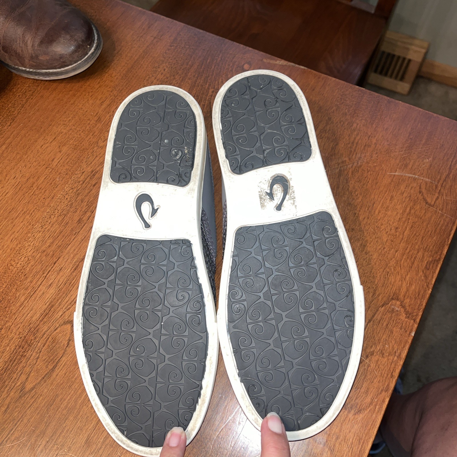Picture 3 of 4