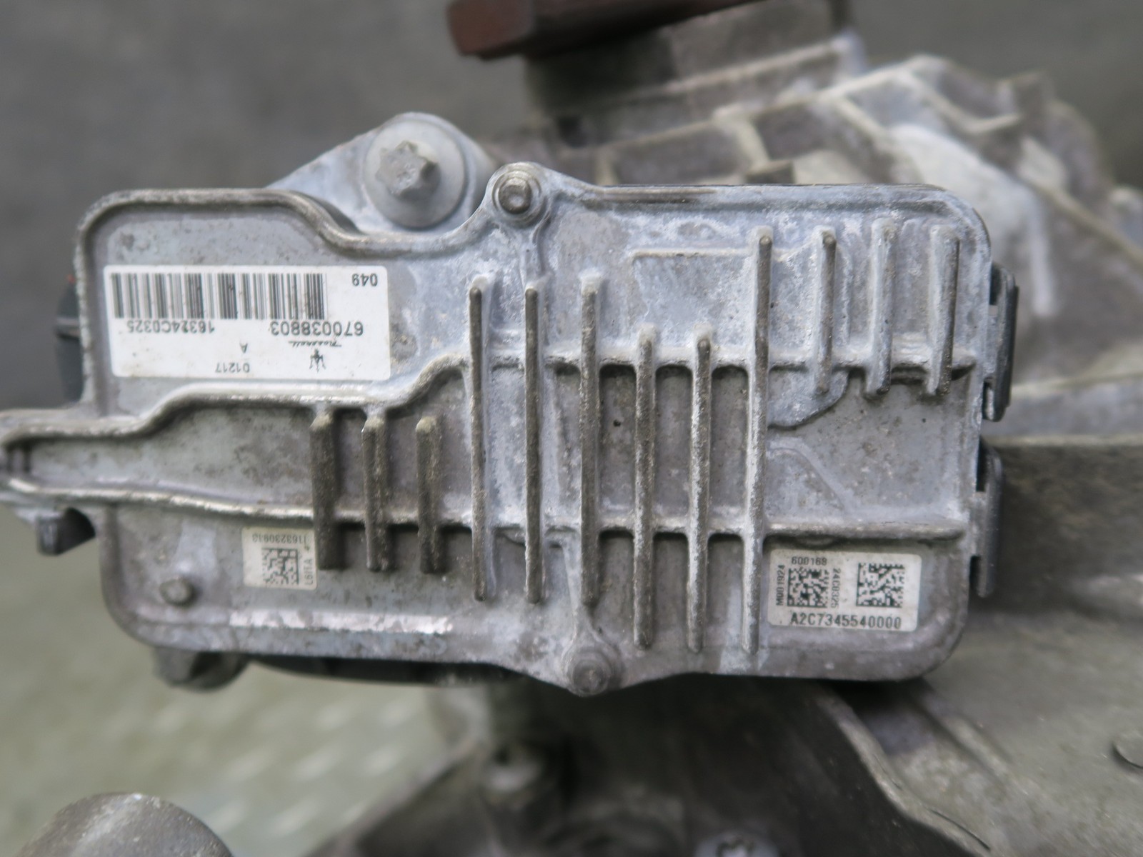 2017-2020 MASERATI LEVANTE M161 3.0L AWD TRANSFER CASE BOX W MOTOR 670038072 94k
