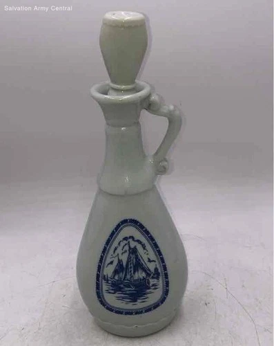 Vintage 1963 Jim Beam Delft Blue Milk Whiskey Glass Decanter With Stopper