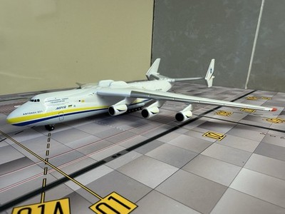 Herpa 1:400 Antonov Airlines AN-225  Mriya  UR-82060 item 562287