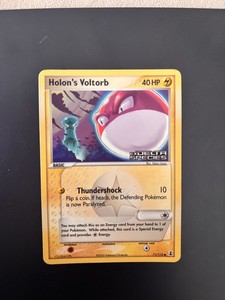 Holon's Voltorb 71/113 EX Delta Species Reverse Holo