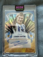 Lisandro Martinez golden sun autograph- Topps team set Argentina 2026