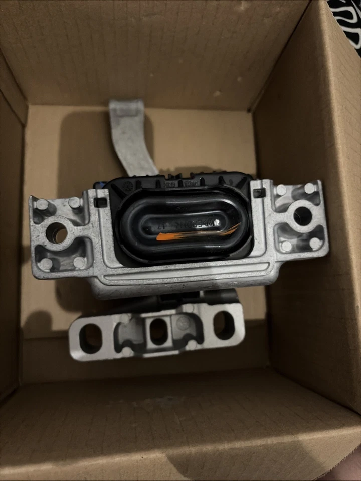 VW Tiguan 2.0 2018-2023 montaje de motor delantero OEM NUEVO 3Q0199262M Foto 4 de 4