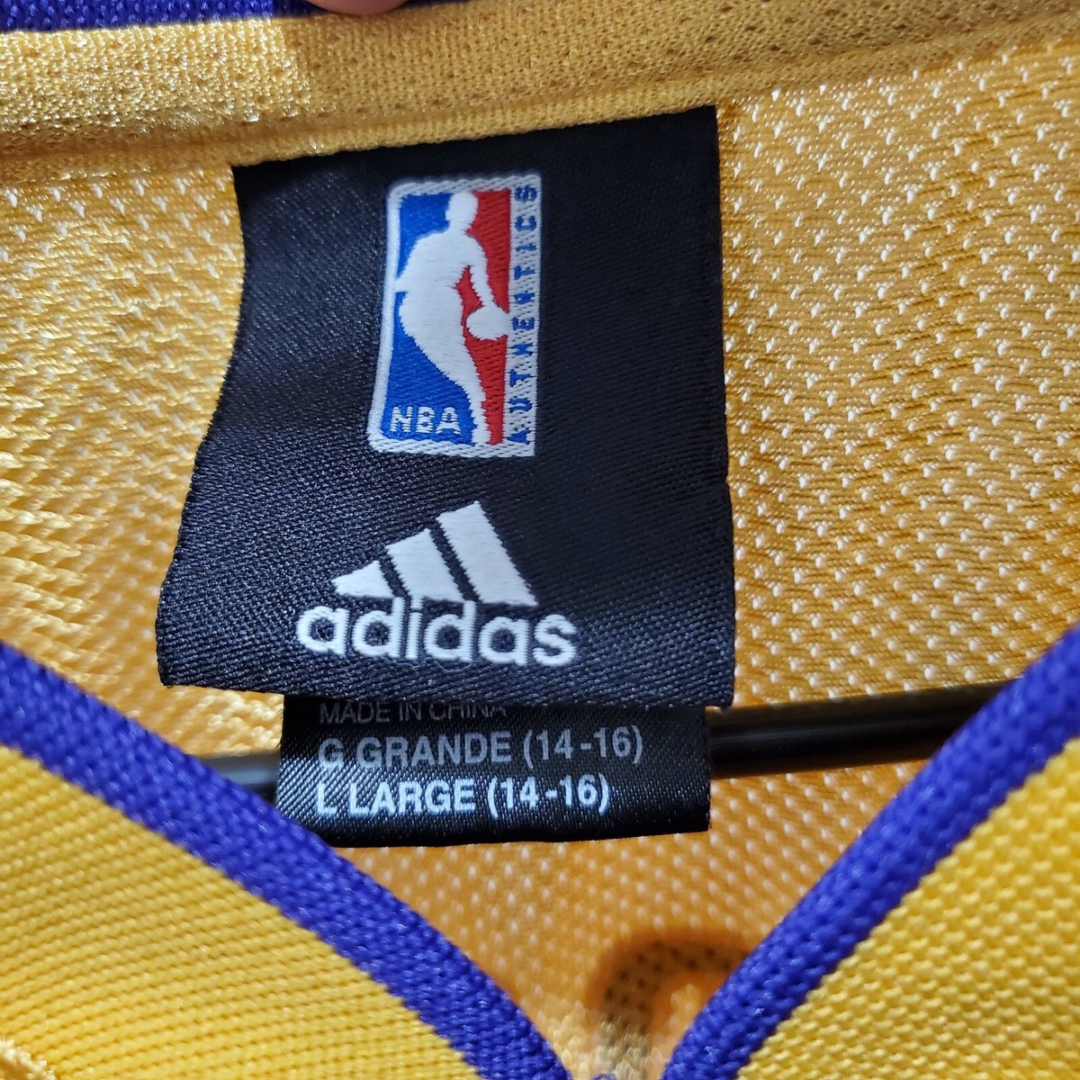 Lakers Odom 7 水色ジャージ Mサイズ Amazon.com: Mitchell & Ness Men's NBA Los Angeles Lakers