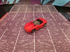 MAISTO 1997 DODGE VIPER RT/10  1/64 APROX Combine postage