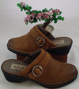 eastland clogs