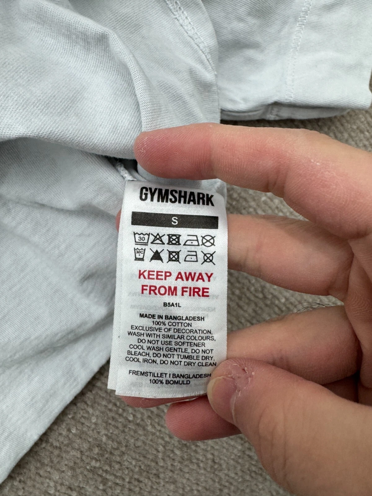 gymshark cropped athletic workout short sleeve shirt