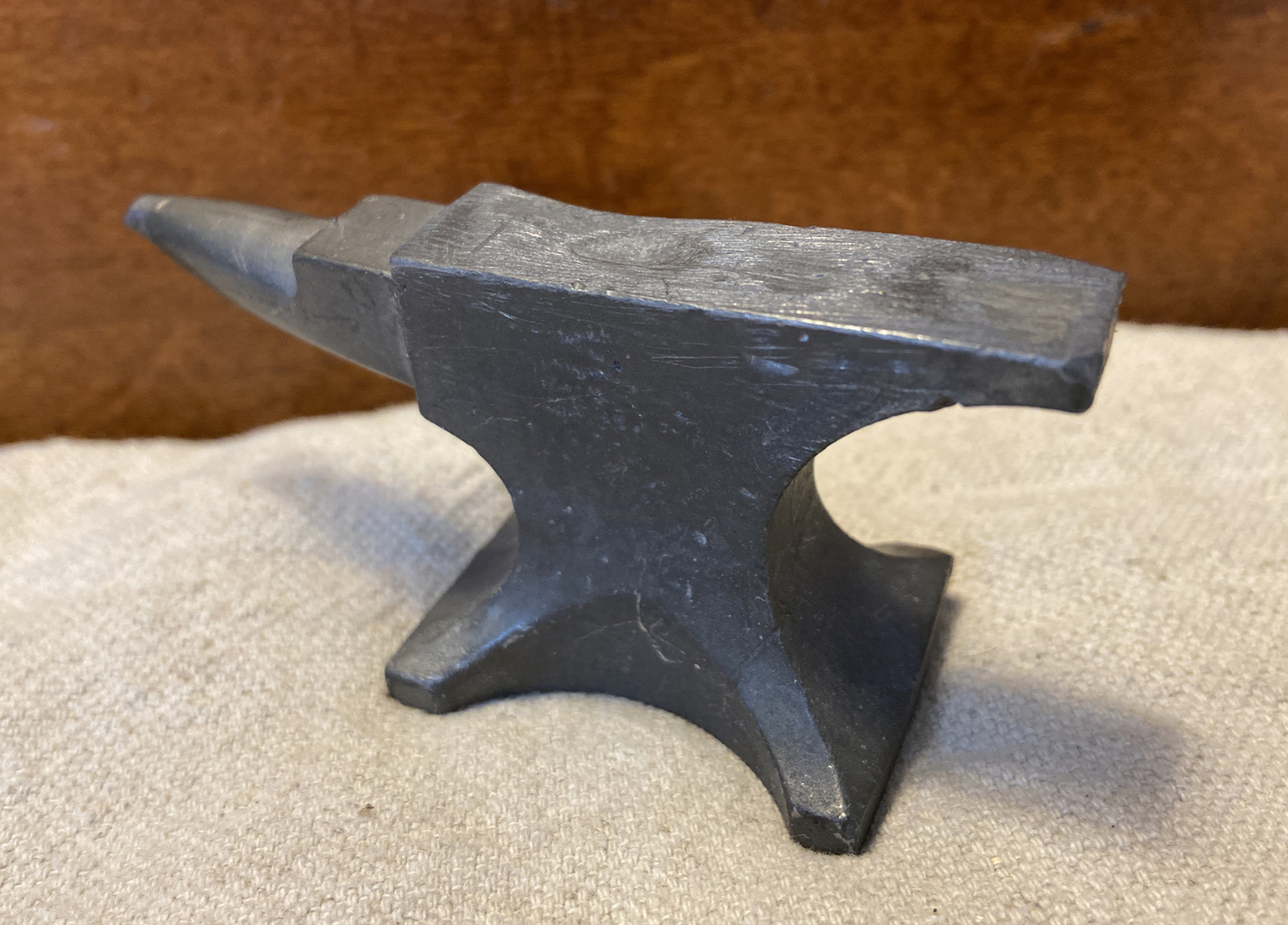 Vintage Miniature 10 Oz. Lead Anvil Jewelers Gunsmith Watch