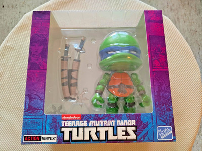 The Loyal Subjects TMNT Leonardo Jumbo 8'' Vinyl Figure - SDCC 2015 Exclusive