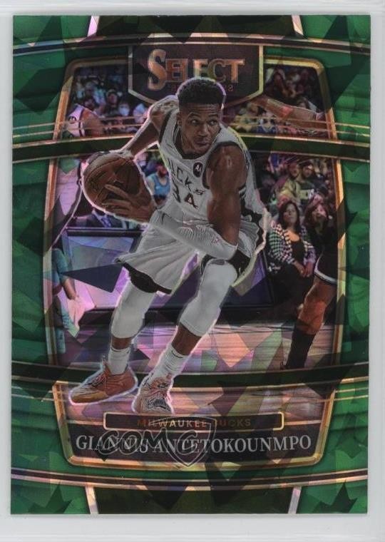 2021-22 Panini Select Concourse Green Ice Prizm Giannis Antetokounmpo #35 1s41