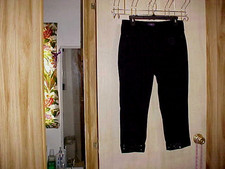 Women's Jeans NYDJ Size 4 Black Beaded Cuff Crop Waist 30 Inseam 20 Rise 9.5