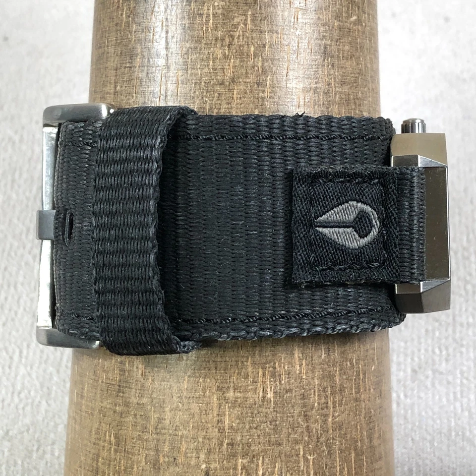 Nixon The Small Scout Women Black Nylon Bund Strap Quartz Analog 28mm Watch 7" - Image 3 of 4