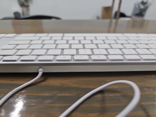 Apple A1243 Wired Standard USB Keyboard Japanese w/Numeric Keypad White - Works - Picture 8 of 18