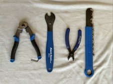 Park Tool Bundle 4 utensili - chiave a pedale, frusta per catena, pinze, taglierina per alloggiamento cavi