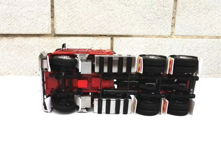 Exclusive Kenworth K200 Prime Mover Truck 1/32 DieCast Model - Image 2 of 4