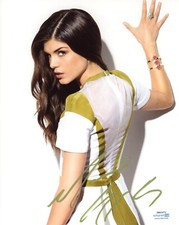 Marie Avgeropoulos The 100 Autographed Signed 8x10 Photo ACOA