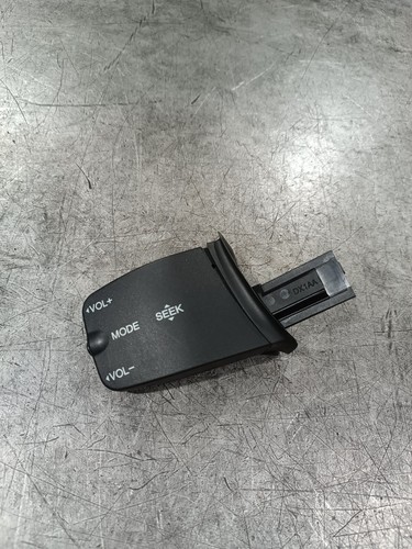 Ford Focus C-Max DM2 Lenkradschalter Multifunktion Radiobedienteil Schalter