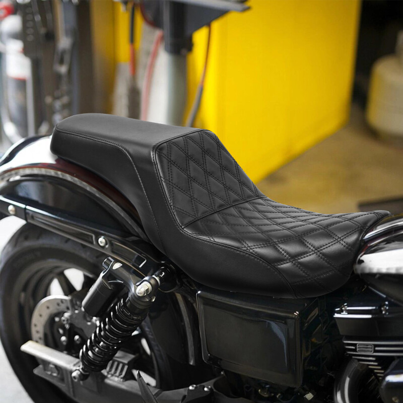 イチバン　Harley-Davidson Dyna パッセンジャーシート Driver & Passenger Seat Fit For Harley Dyna Wide Glide 06-17