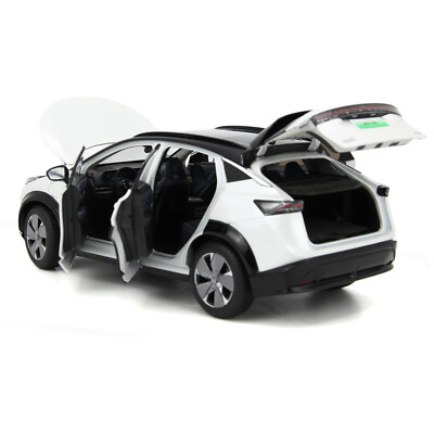 1:18 Scale Nissan Ariya 2022 White Diecast Model Car Collection