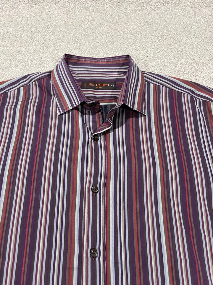 Camisa masculina Etro Milano 44 listrada com botões manga longa feita na Itália - Imagem 2 de 4