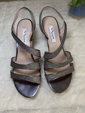 Touch Of Nina Women's Silver Glitter Heels Sandal Easter Prom Party Sz 5 1/2.