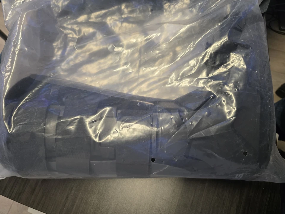 Breg Shell Air Ankle Walker Fracture Boot Inflatable Model: Tall - Size Medium - Image 3 of 4