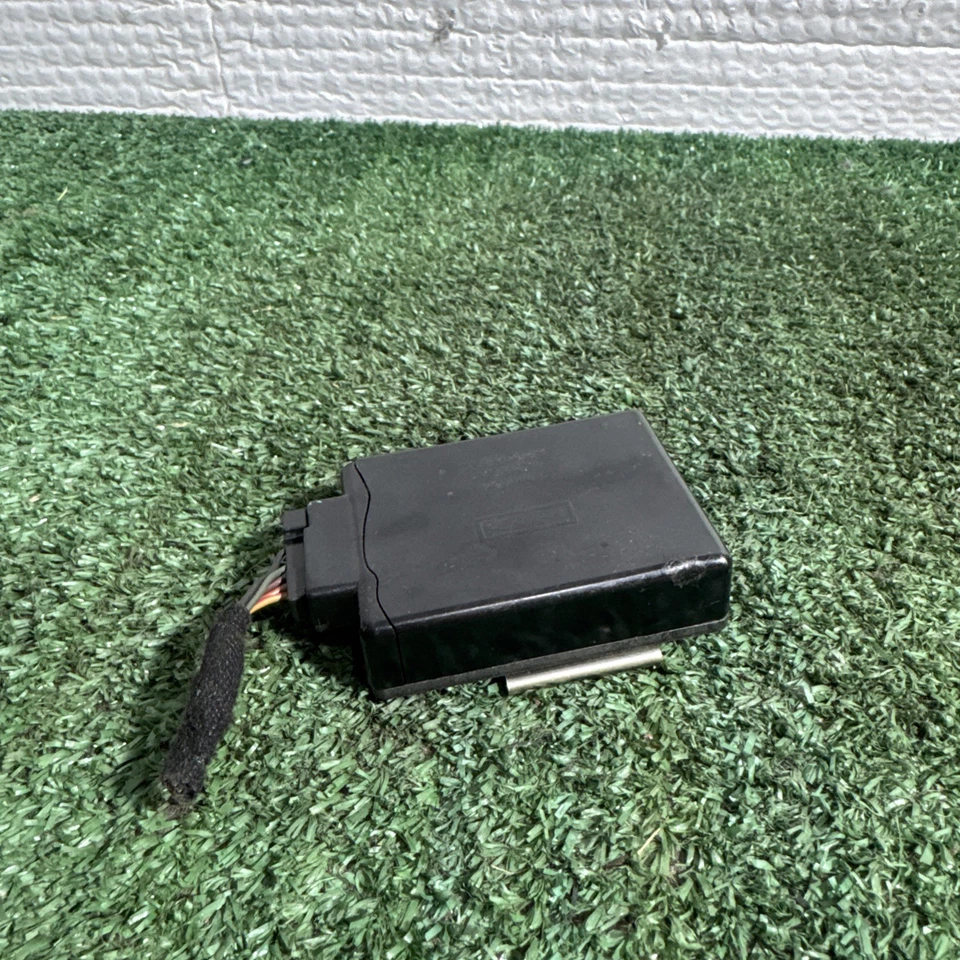 2011-2013 FORD FIESTA МНОГОФУНКЦИОНАЛЬНЫЙ МОДУЛЬ УПРАВЛЕНИЯ ШАССИ AE8T-19H464-AE - Изображение 4 из 4